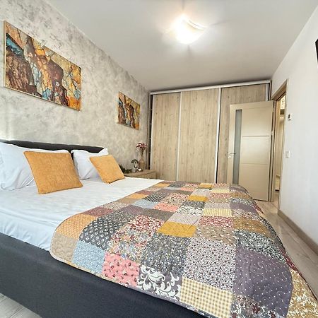 Smart Stay Studio With Free Parking Яссы Экстерьер фото
